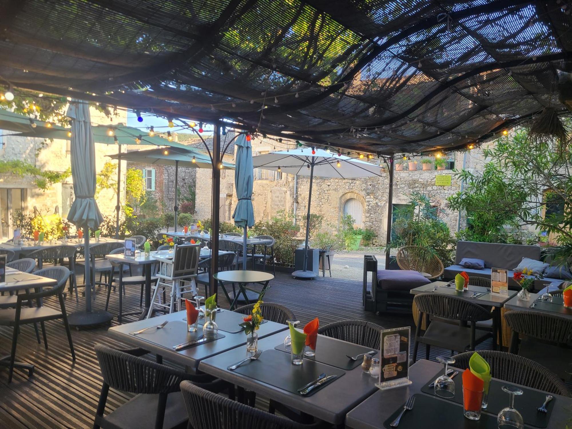 Auberge De L Helvie Chez Coco & Ricou Valvigneres Eksteriør billede